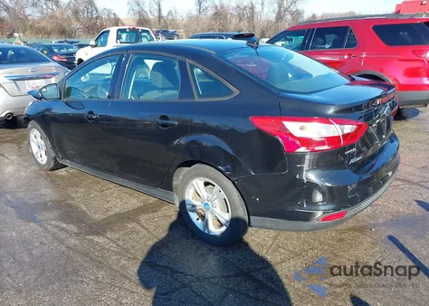 2013 Ford Focus Se z USA, uszkodzony, nr VIN 1FADP3F21DL253359